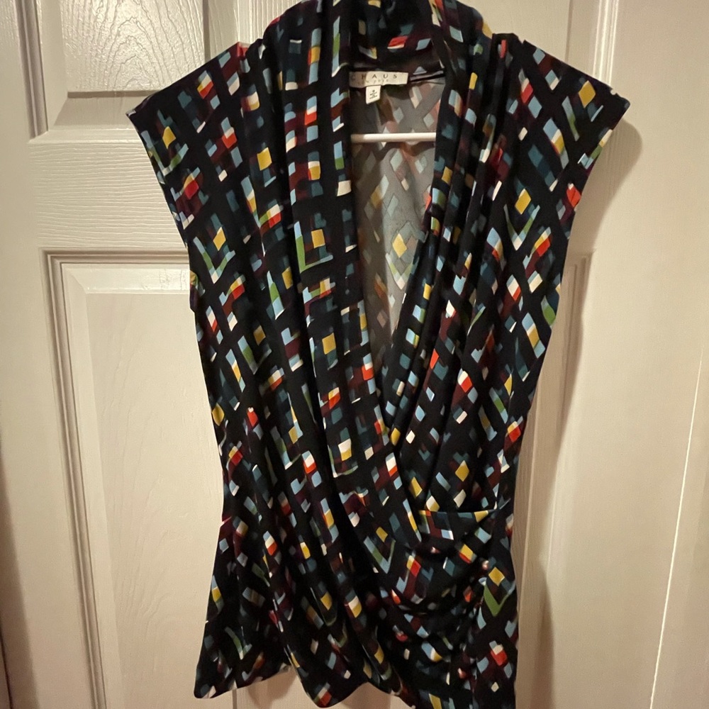 Sleeveless Black Multi Colored V Neck Top